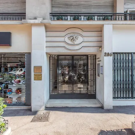 Lovely Near Monaco Apartment